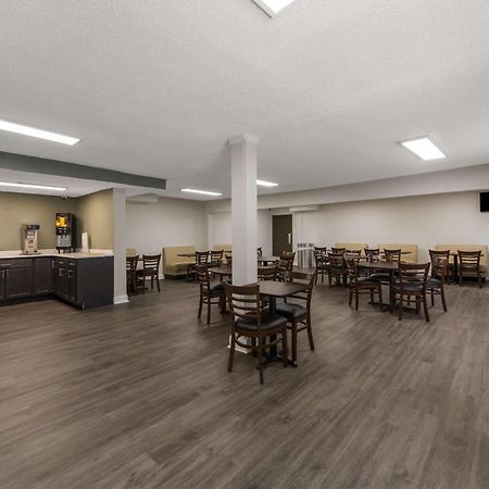 Quality Inn Airport Woodson Terrace Eksteriør billede